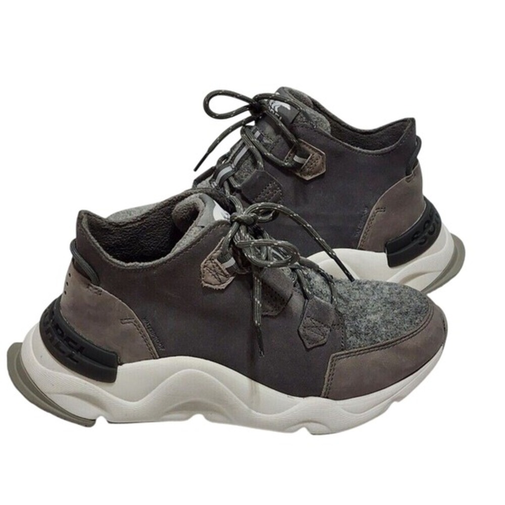 Sorel Kinetic RNGD Caribou Women's Waterproof Winter Boots Grey White US Size 8